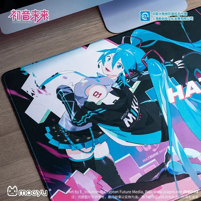 Esports Gaming Free Fire - 70X40CM Anime Hatsune Miku Hart Van
